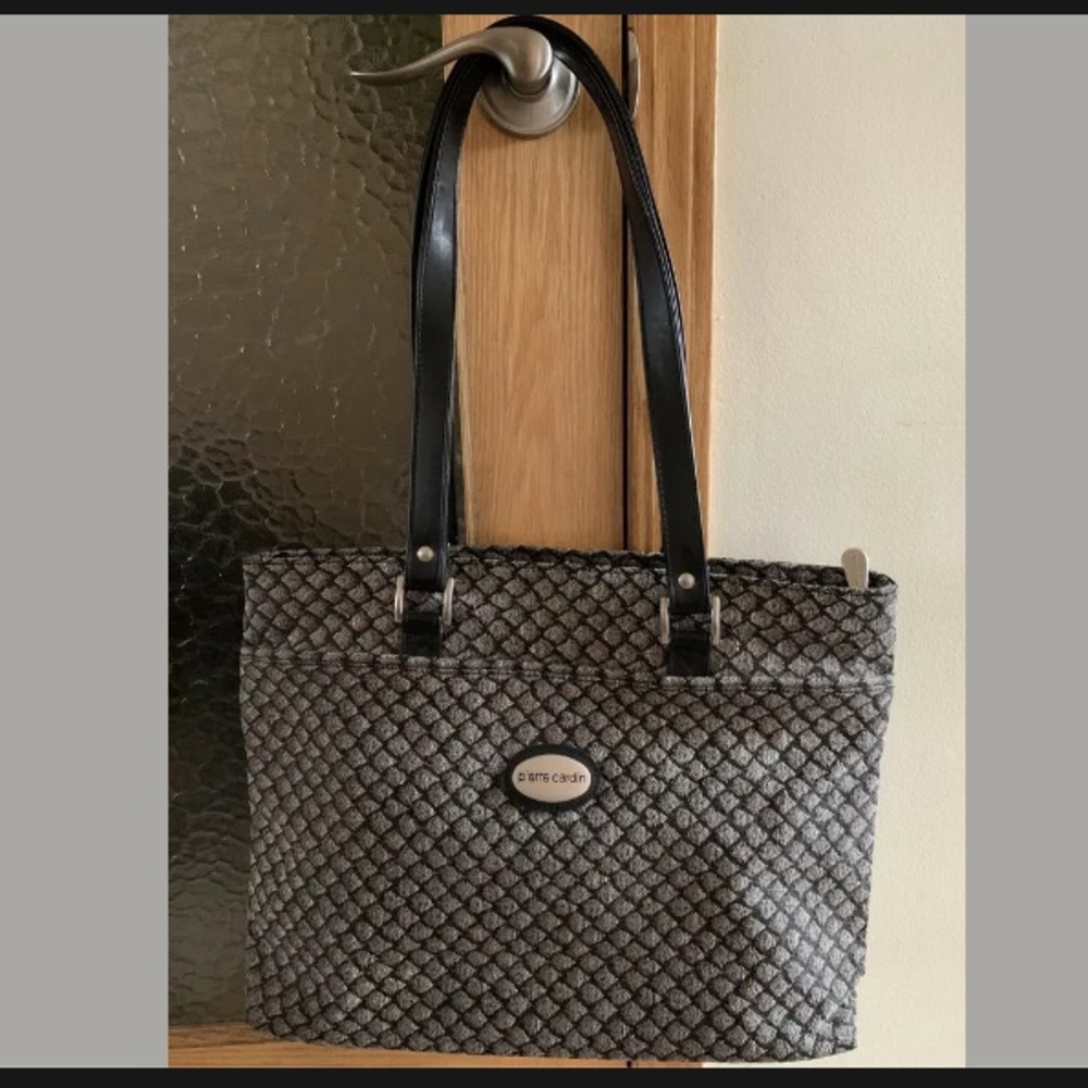 Pierre Cardin tote bag. Like new.